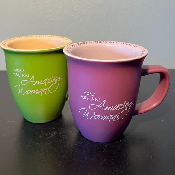 Set of 2 Abbey Press “You Are An Amazing Woman” Stoneware Mugs ~ Green & Purple - Picture 12 of 12